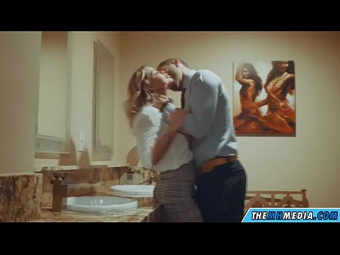 ❤️ Ina whakawaia koe e te kakaho tetona i roto i te wharepaku whanui ❌ Porno i mi.xxxdeutschepornos.ru ️❤
